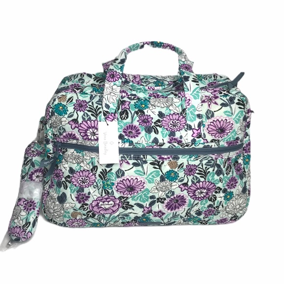 vera bradley medium traveler bag
